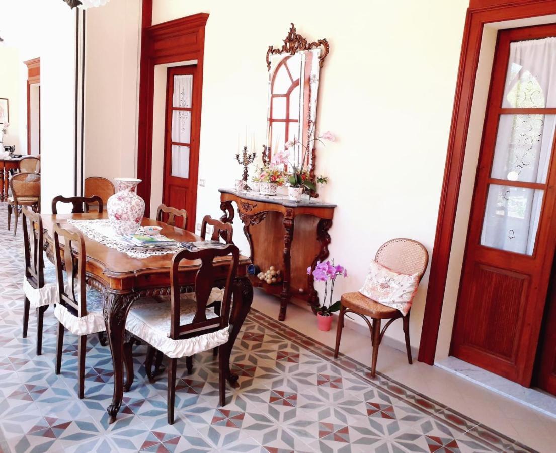 كوارتو سانتيلينا B&B Antica Villa المظهر الخارجي الصورة